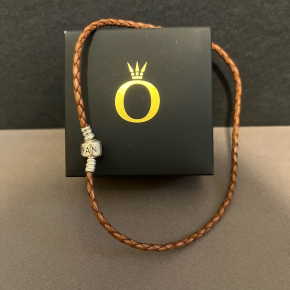 Like new. Authentic retired Pandora double wrap leather bracelet. - Picture 3 of 6